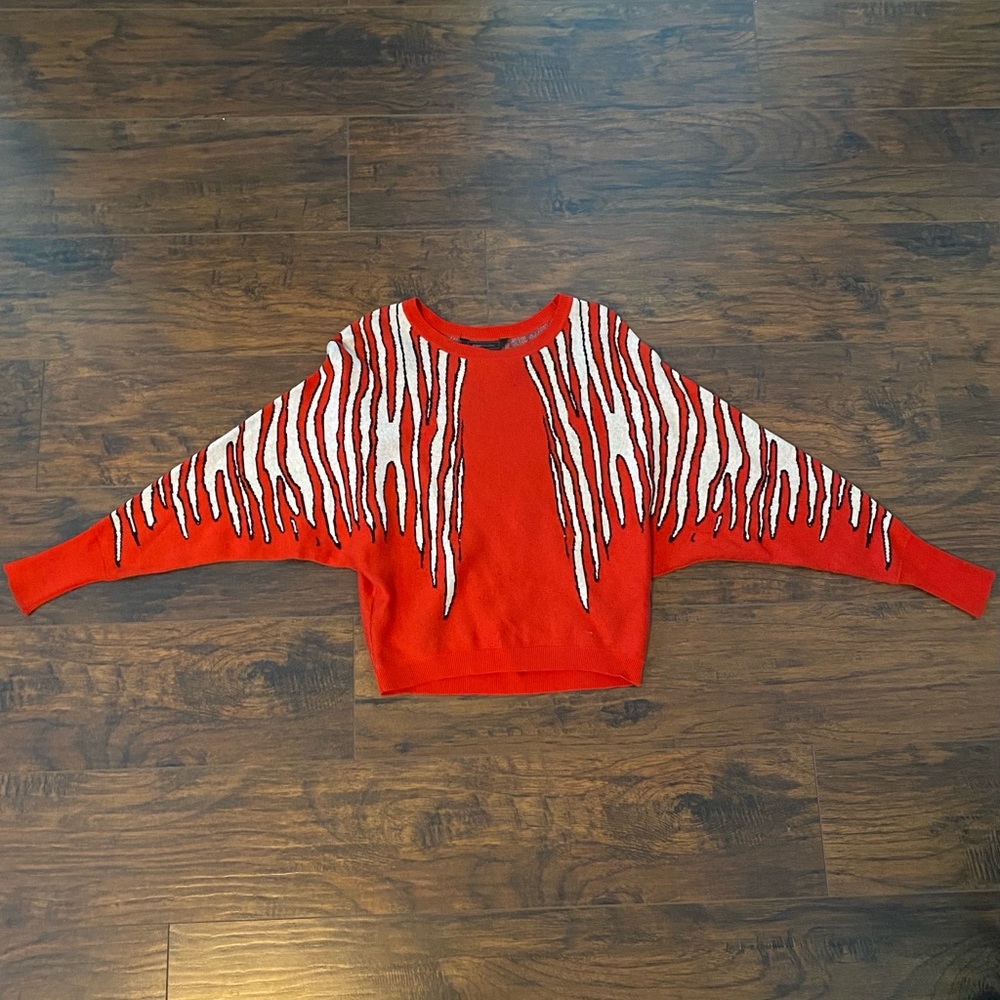BCBG print sweater